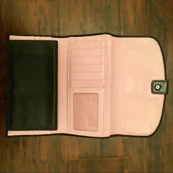 Authentic Coach wallet - Picture 2 of 6
